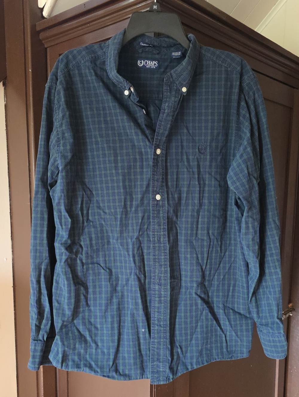 Chaps Men’s Navy and Green Plaid Button-Down Shirt - Picture 1 of 4